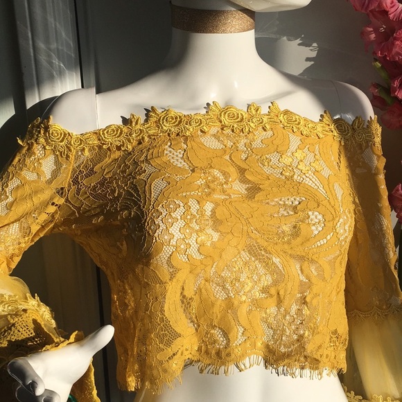 Bell Sleeve Top Boho Glam Yellow NWT Sizes S and M - Picture 6 of 8